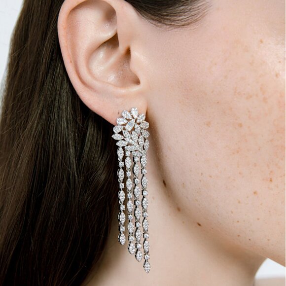 NEW~ Anthropologie SHASHI "Fleurir Drop" Pavé Crystal Fringe & Flower Earrings - Picture 2 of 15